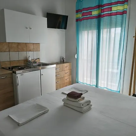 Haus Dusseldorf * Потос