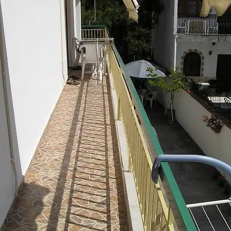 Haus Dusseldorf