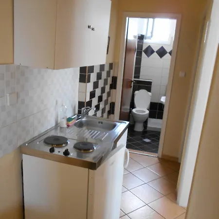 Haus Dusseldorf Apartment